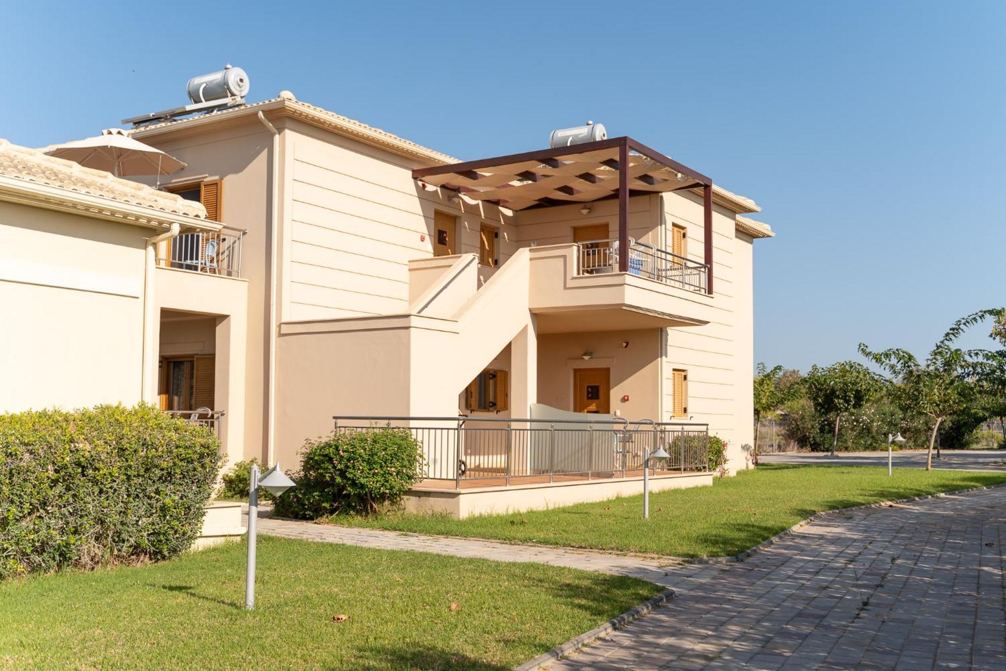 Niriides Luxury Villas Methone Buitenkant foto